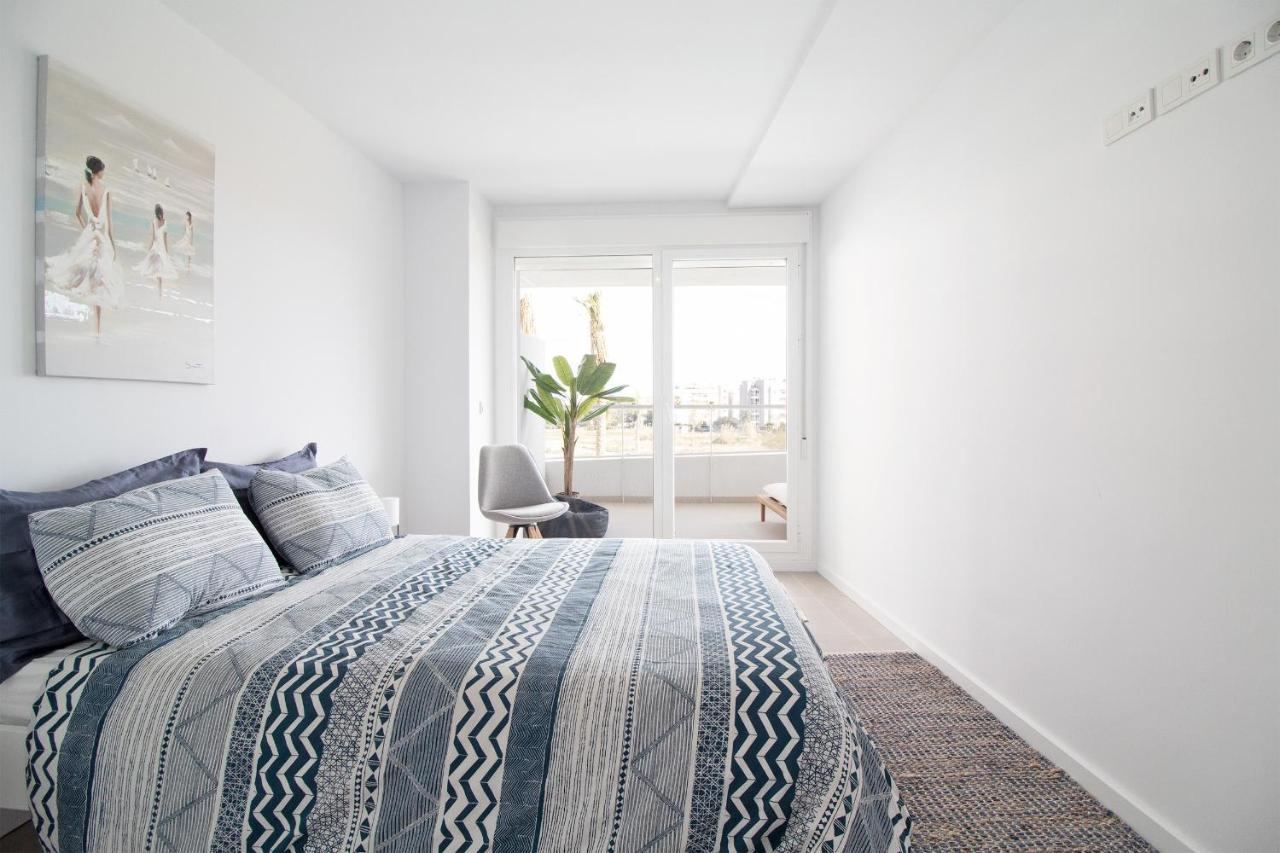 Global Properties, Apartamento Con Terraza Y Vistas A La Piscina En Gran Canet Canet d'En Berenguer Eksteriør bilde