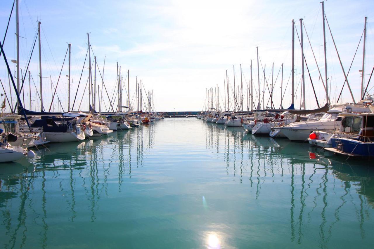 Global Properties, Apartamento Con Terraza Y Vistas A La Piscina En Gran Canet Canet d'En Berenguer Eksteriør bilde