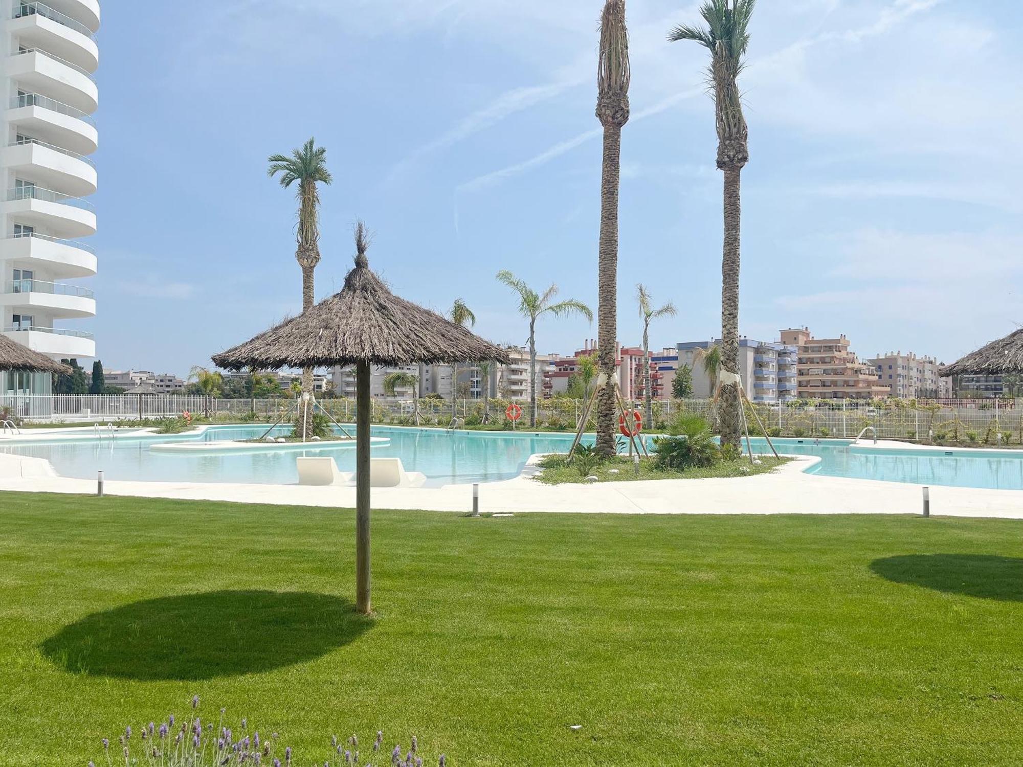 Global Properties, Apartamento Con Terraza Y Vistas A La Piscina En Gran Canet Canet d'En Berenguer Eksteriør bilde